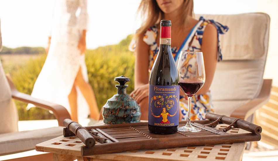 Floramundi #INSOLITOROSSO (unusual red),  the Donnafugata Cerasuolo di Vittoria